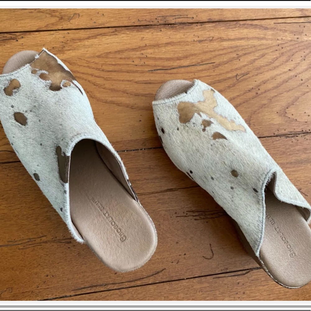 New Chocolat Blu Yiona Pony Peep Toe. Wedges. Size 8